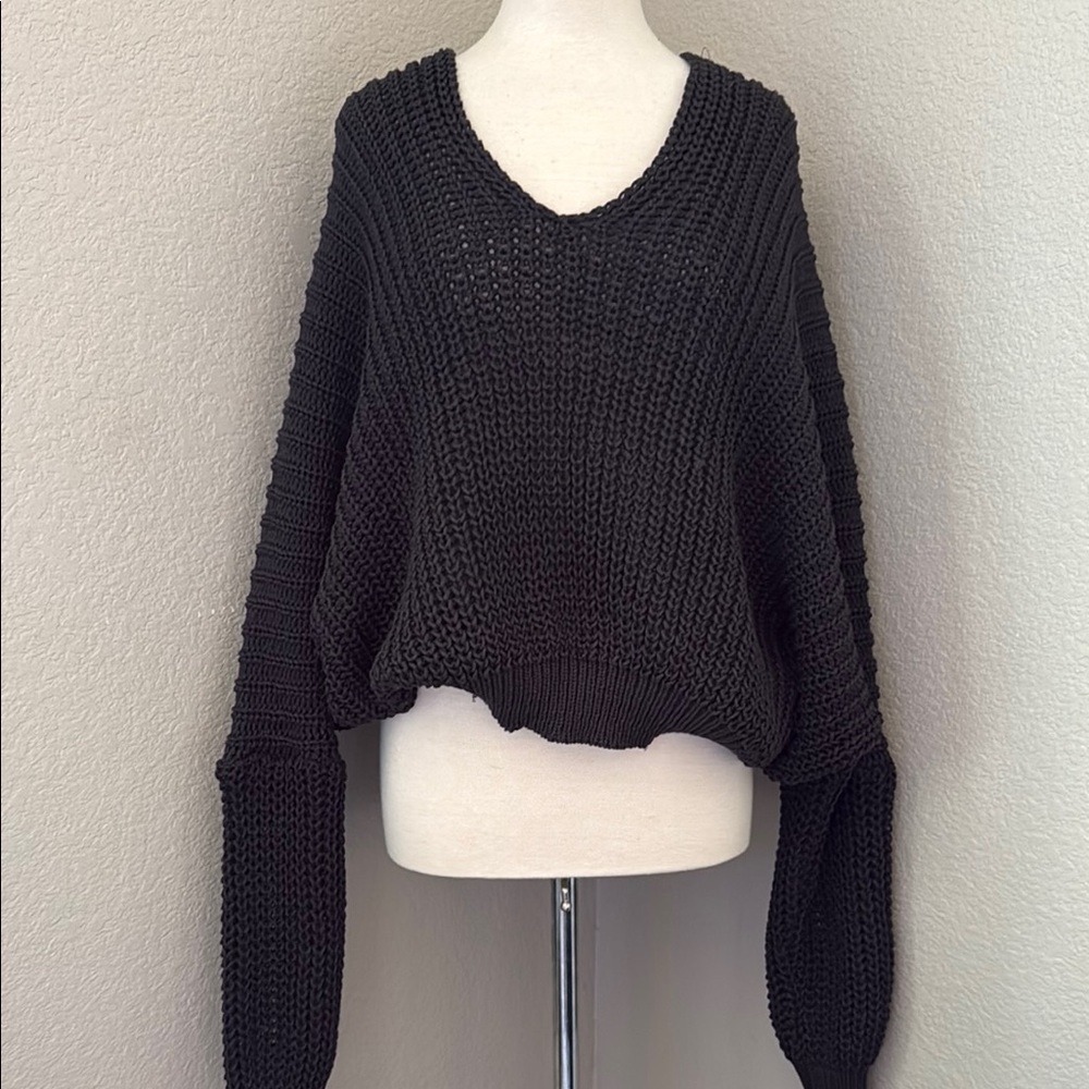 Vici Black V-Neck Chunky Knit Sweater